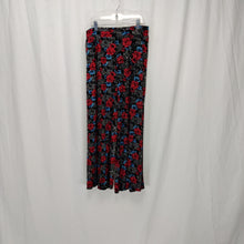 Indlæs billede til gallerivisning Leg Vanilla (HS50-30) Rød med blomster, bukser til damer
