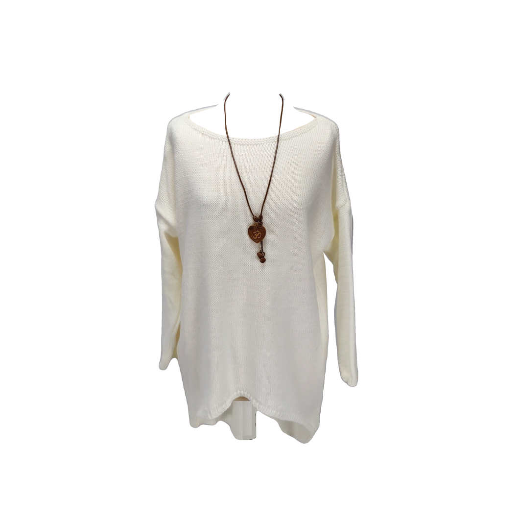New Collection 12205 Hvid dame bluse med halskæde