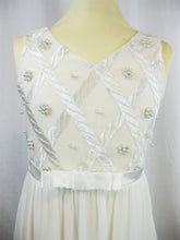 Indlæs billede til gallerivisning Lang kjole i chiffon - Hvid Pigekjole