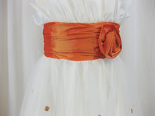 Indlæs billede til gallerivisning Kjole Hvid/Orange